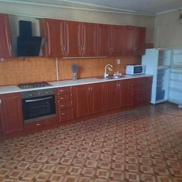 Будинок в мальовничому селі