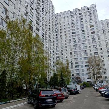 Продаж 1к квартири на Троєщине