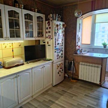 Продам 1 кімн. Лариси Руденко 10Г, Позняки, Дарницький