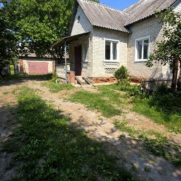 Продається добротний цегляний будинок