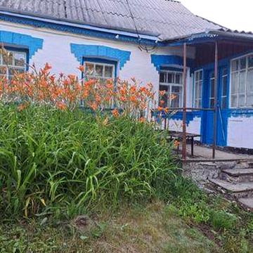 Продам будинок, с.Велика Березянка,є всі господарські споруди, свєт, газ, криниця в дворі