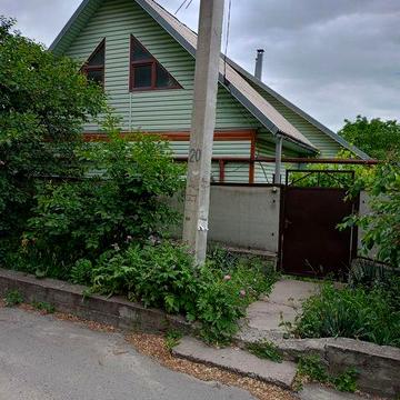 Продам дом в хорошем районе