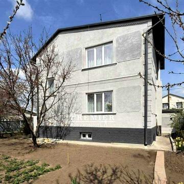 Продам 2-поверховий будинок в Одесі