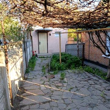 Продам половину цегляного будинку центр Житомира 51500$