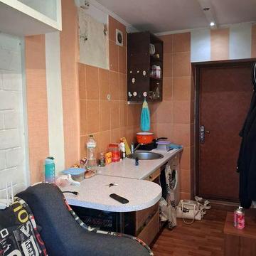 Продам 1 ком. гостинку