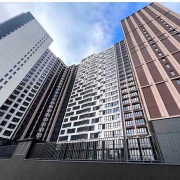 3-кімнатна 75 м² у ЖК Модерн, 6 ст. Фонтану — 2 санвузли, паркінг