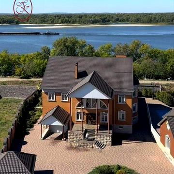 Продаж / будинок для сімї, приватної школи, дитячого приватного садка, ІТ