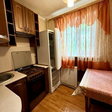3 поверх, Харківська біля Мануфактури