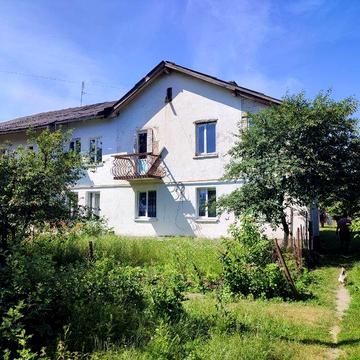 Квартира в селищі Іваничі Двохкімнатна