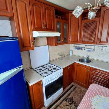 Продам 2-х кімнатну квартиру, 10 хвилин від метро Індустріальна