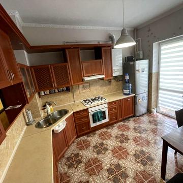Продаж 2кім квартира вул Петлюри новобудова