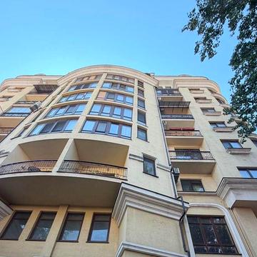 Квартира 105 кв.м. с потрясающим видом на море возле парка Шевченко на Маразлиевккой.