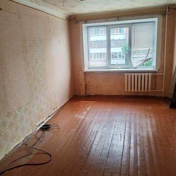 Продам квартиру 3-к квартира 63 м² , 3 поверх! Цегла + зупинка кільцевого
