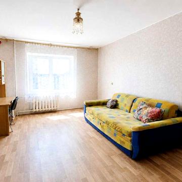Продаж просторої 1к квартири, 43 кв.м., Лісківська 28. Гарний 6-й поверх.