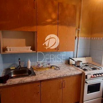 Продаж 2-кімнатної квартири в зеленому районі Києва – вул. Кубанської України, 49 будинок з газом великий балкон кладова метро Лісова Деснянський рай