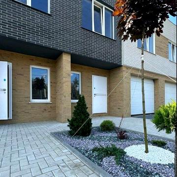Продається чудовий сучасний таунхаус з гаражем.Газифікований