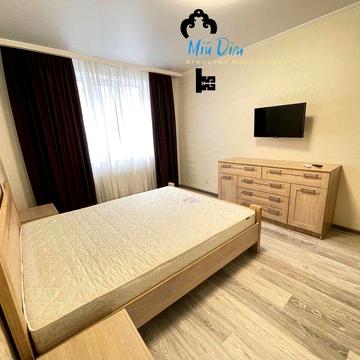 Простора квартира ро вул. Боголюбова,3