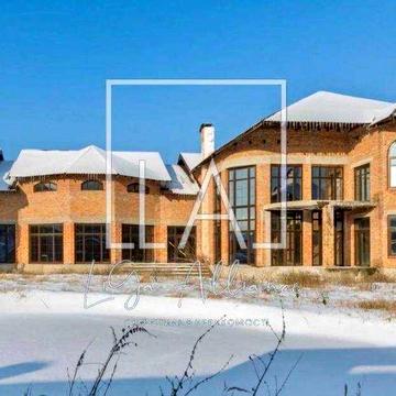 Продається дім 1000 кВ.м. в Зазім,ї ,Броварський р-н.,Київ.Без%