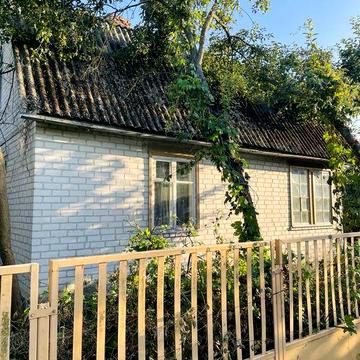 Продам не приватизований дачний будинок у садовому товаристві