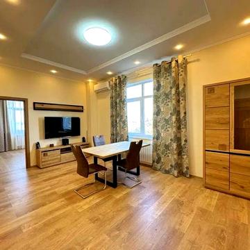 Оренда 2 кімнатної затишної квартири в ЖК Хенесі Хаус