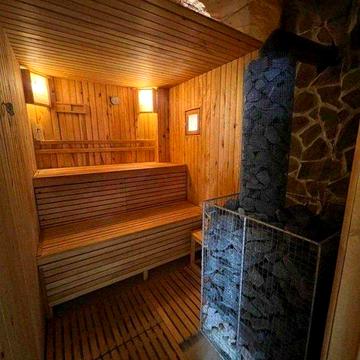 Будинок біля лісу зі ставком, сауною та великою ділянкою 10,6 сотих. Без комісії
