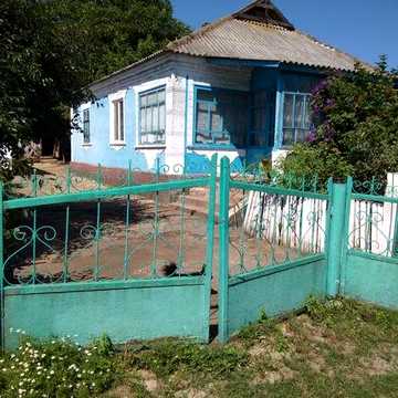 Продам часний будинок в с.Сугаки