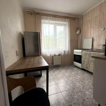 Продам 3 квартиру вул. Миколайчука.