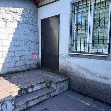 Продам частину будинку Центр , можна під бізнес