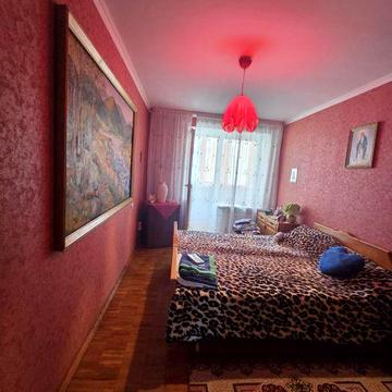 Терміновий продаж 4-кімнатної квартири на вул. Вовчинецькій! Біля АТБ