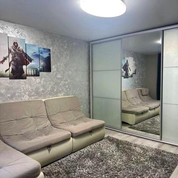 Продаж 1 кімнатноі квартири з ремонтом ЖК Молодіжне містечно