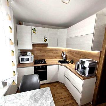 Продам 3-х кім. квартиру Піски ,Водограйна