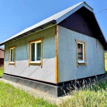 Продаж будинку з ділянкою біля Східниці
