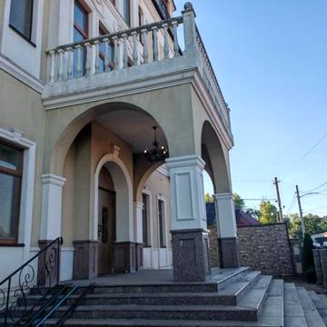 Оренда  Троєщина клубний дім вул.Н.Дровняка.