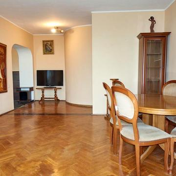 Лесі Українки бульв., 9-В