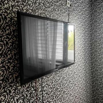 Продам 1-кімнатну квартиру м.Лозова ЖК 5