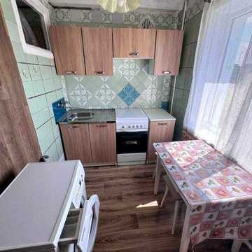 Сдам 3 комн. Можно для командировочных. Космос.