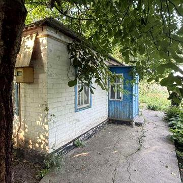 Продам дом .Район 10 школы .Рассматриваем сертификат