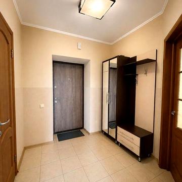 Продаж 1но кімнатної квартири в центрі Бучі. Ціна 60000$.