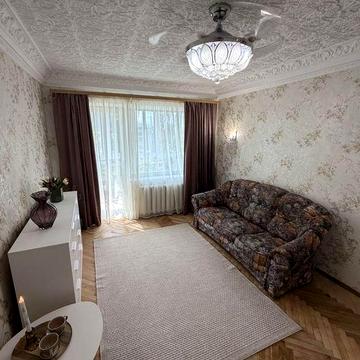 Продаж 1 к квартира з ремонтом , Нивки , Виговського 10