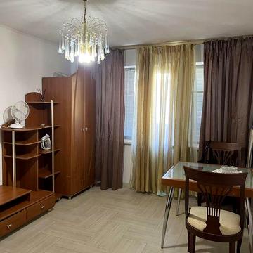 Гузара проспект ,24; 2х кімнатна; метро Шулявська або Політех