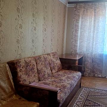 Здається з 09.08-1но к.кв Вишгородська пл Шевченка