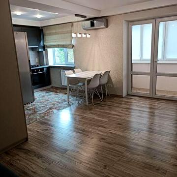 Оренда однокімнатної квартири, євроремонт, вулиця Малишка 17
