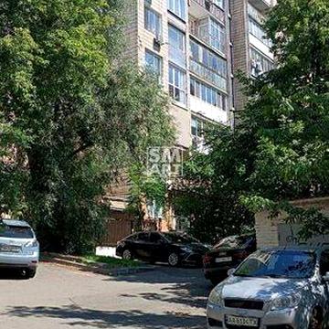 Без комісії! Продам 3-кімнатну біля метро "Палац Україна", вул. В.Тютю