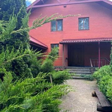 БЕЗ КОМІСІЇ!!! ВІД ВЛАСНИКА. Оренда приватного будинку Ворзель. Провулок Ворзельський,7.Генератор!!!Камін!!!