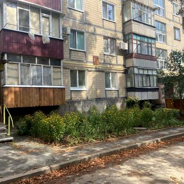 Продаж!Торг!однокімнатної чешки на даманському