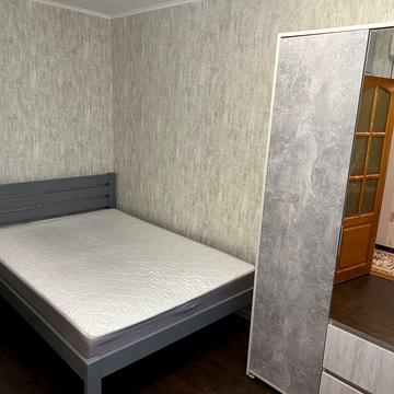 Здам 1 кімнатну квартиру на вул.Св.Ріхтера/Приват банк