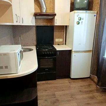 Продам квартиру 1кім/9 поверх