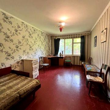Продаж 2  кімнатної квартири в м.Лубни по вул. В. Бєлоруса