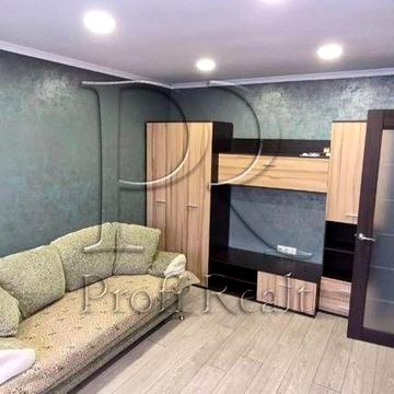 Продаж 1 кімн. квартири за адресою Вербицького 13, Харківський, Вирлиця