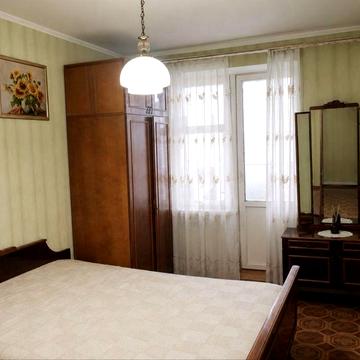 Продам 4 кімнатну квартиру